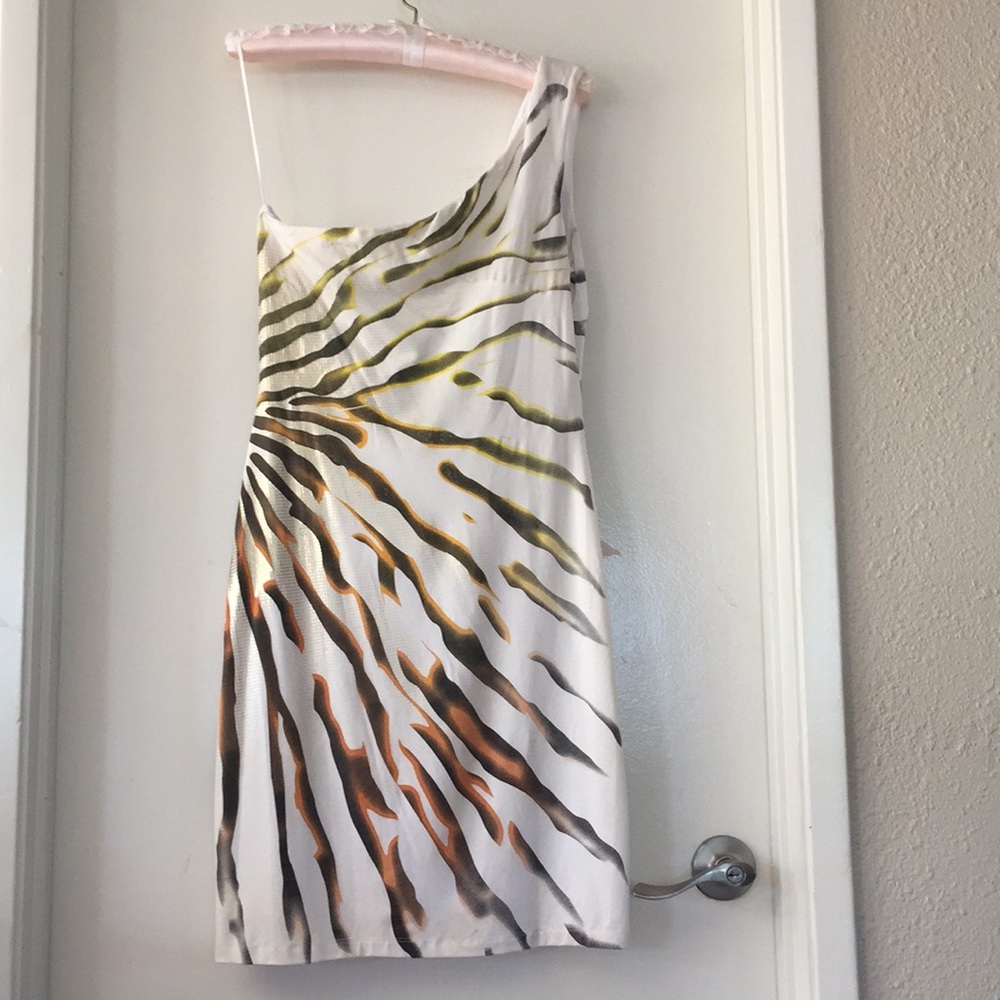 Cache Half Shoulder Dress - Picture 2 of 6